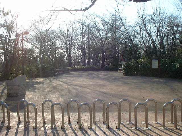 井草森公園　東口